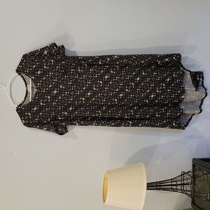 Large Black and Grey Patterned LuLaRoe Carly